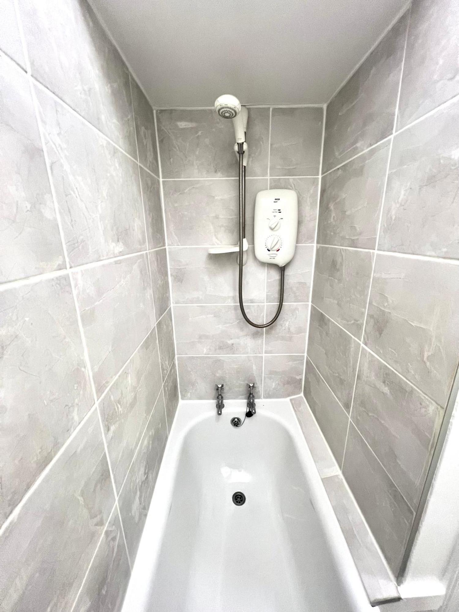 Bright Old Town City Centre Apartment Edimburgo Esterno foto